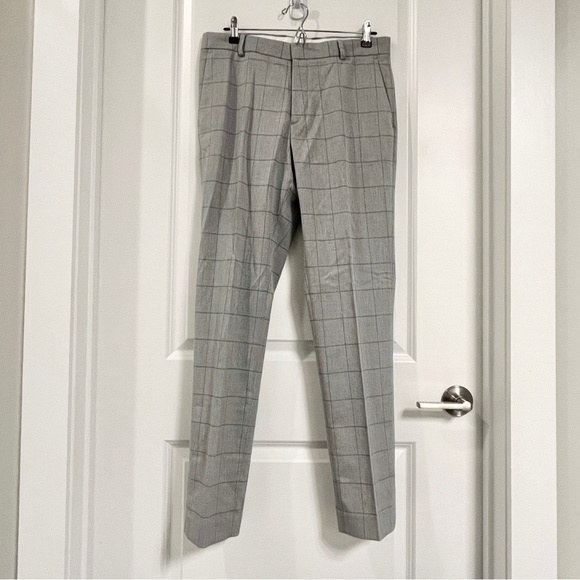 H&M Other - ❗️Moving Sale❗️34x31 H&M Skinny Fit